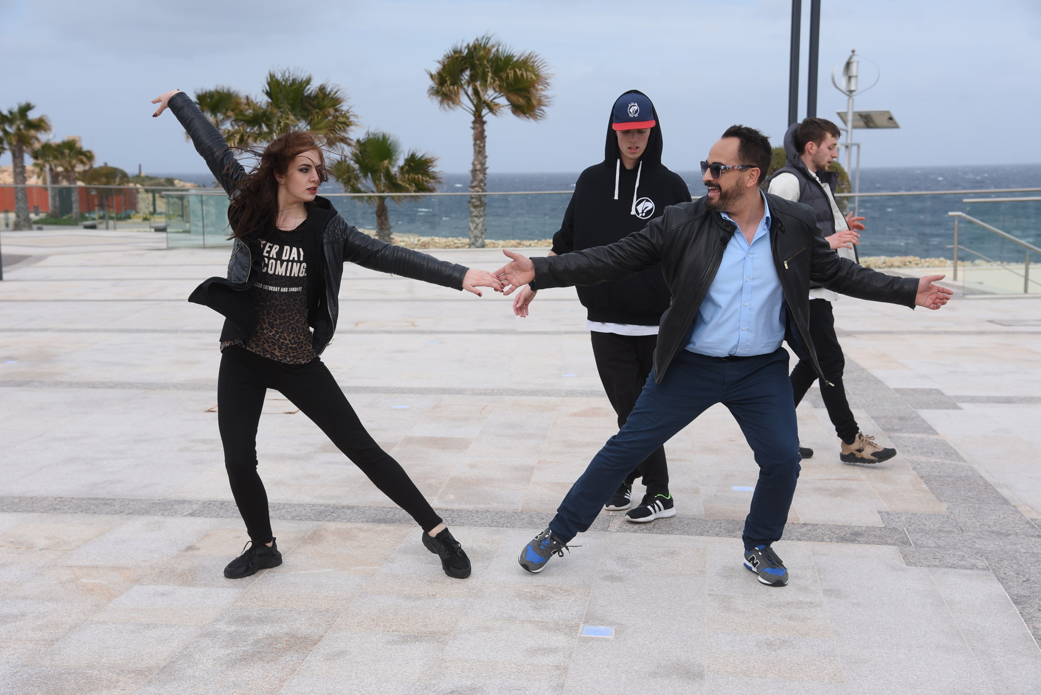 Agustin Egurrola w trakcie przygotowań choreografii